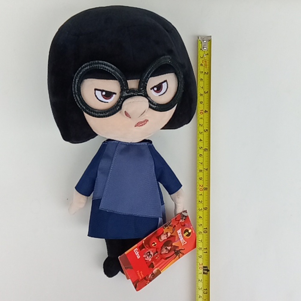 Disney's Incredibles 2 Edna Plush Doll - Picture 9 of 16